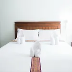 Patong Moon Inn Guesthouse