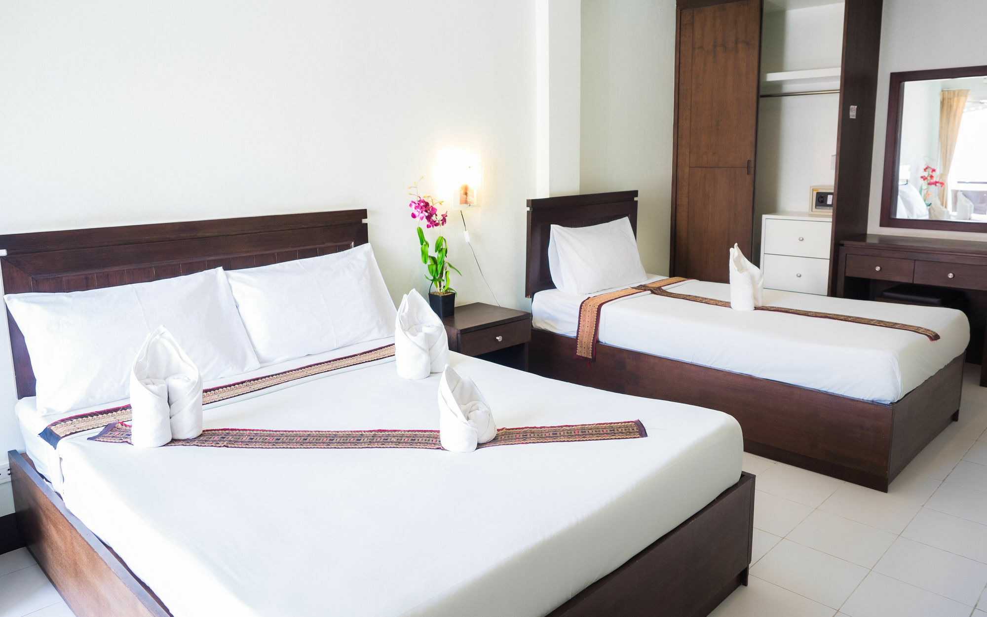 Moon Hotel 3*